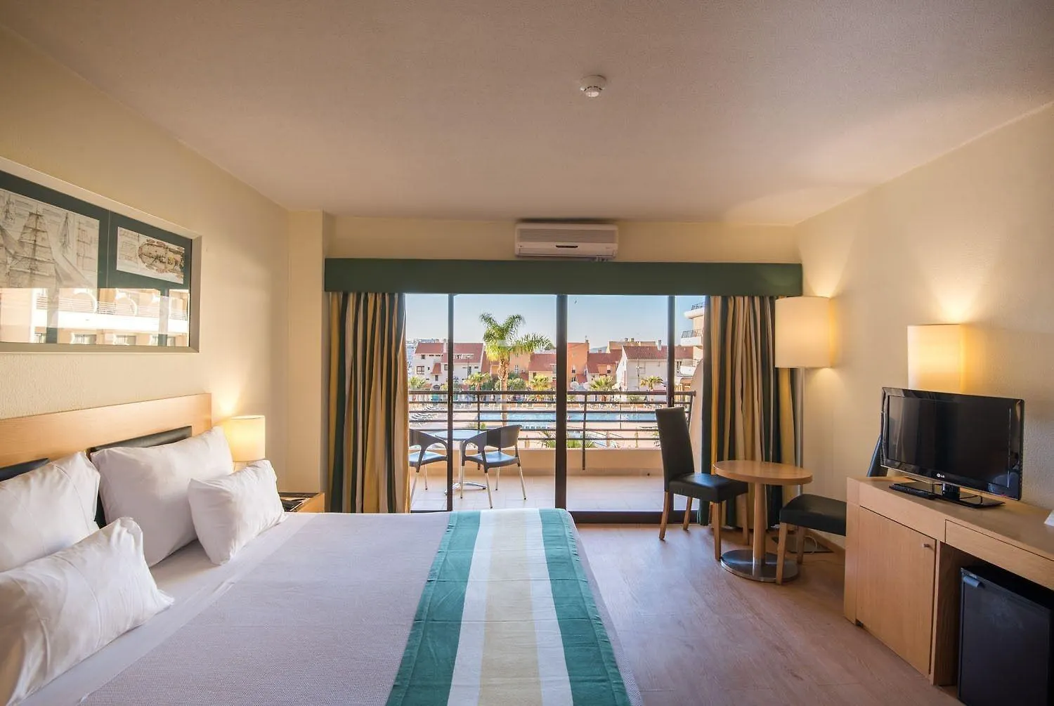 Vila Gale Marina Vilamoura 4*,
